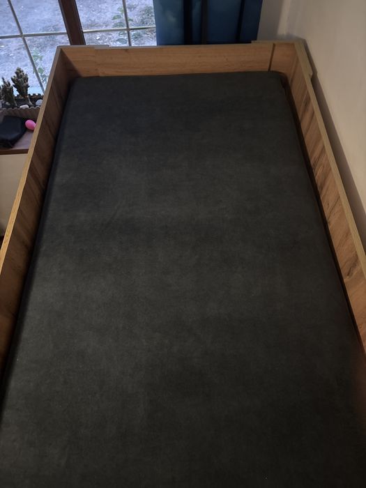 Двухэтажная кровать