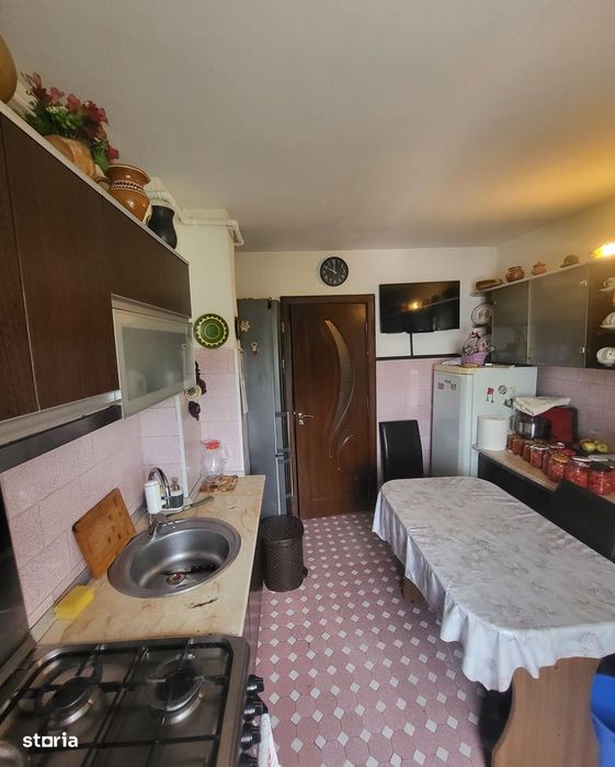 Apartament 3 camere decomandate Republicii