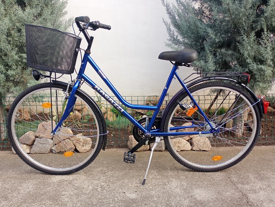 Vând bicicletă damă RAGAZZI,cu 7 vit Sachs,frână picior !