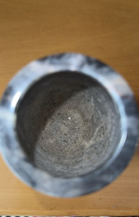 Vaza mica din piatra semipretioasa