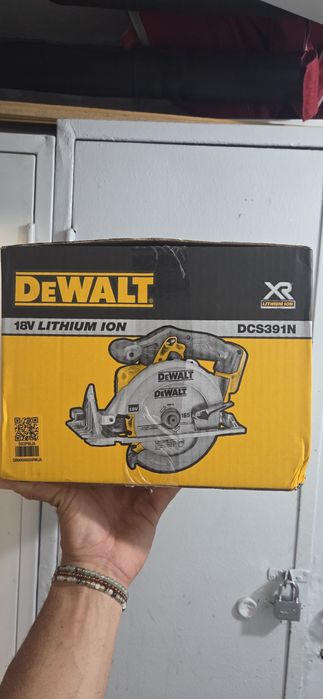 Fierastrau circular DeWalt