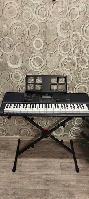Синтезатор CASIO CT-X700