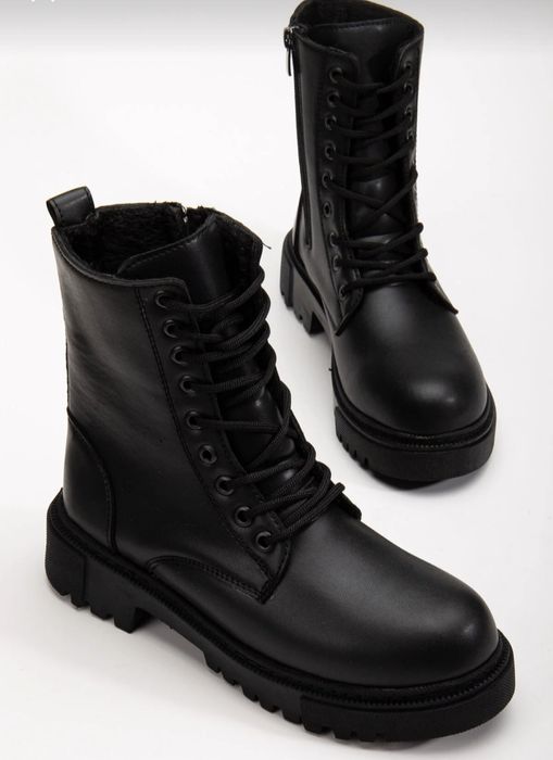 Дамски ватирани боти 37 номер НОВИ