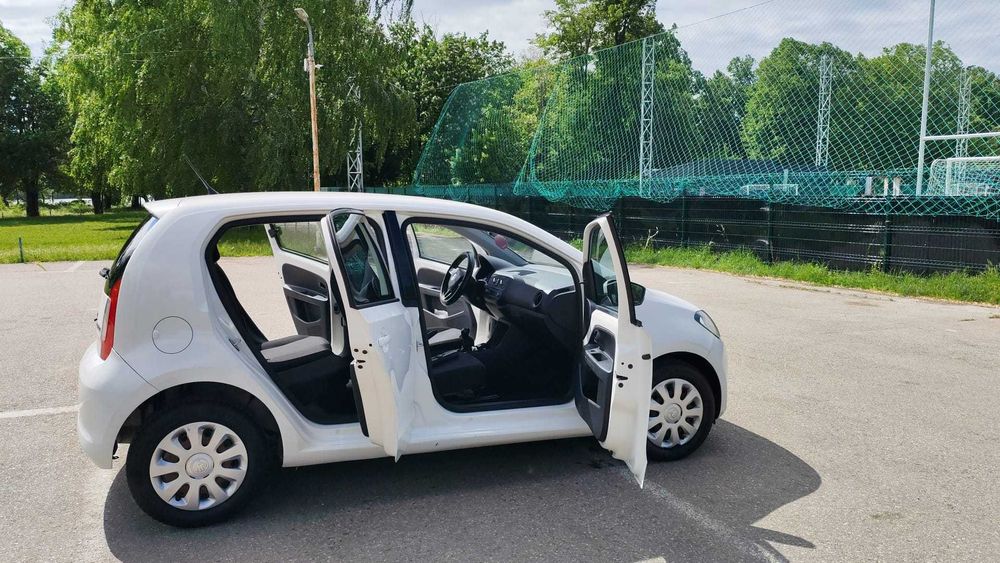 Vând Skoda Citigo 2016-1.0 Benzină (75 CP)-proprietar-telefon 0744800453
