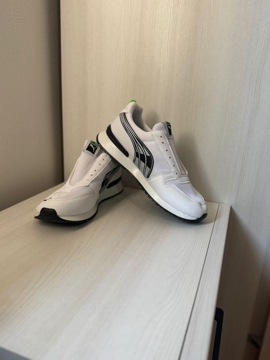 Tenesi bărbătești