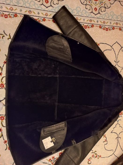 Продаётся новая мужская дубленка!