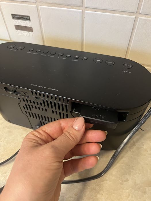 Безжична високоговорителна система SONY AIR-SA10.