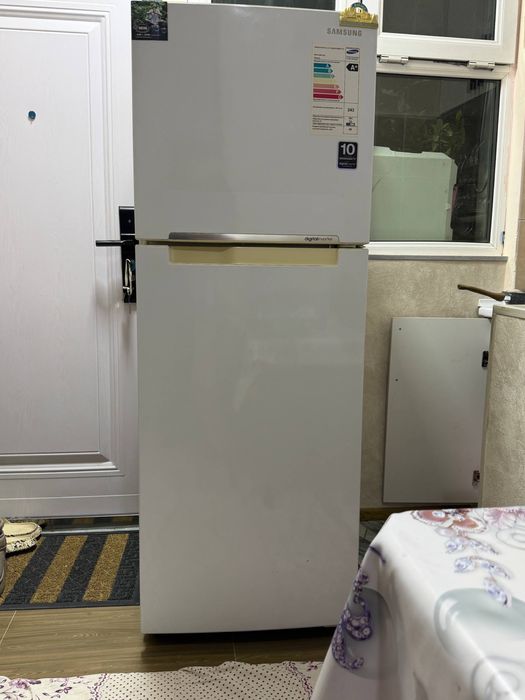 Холодильник Самсунг!!!
