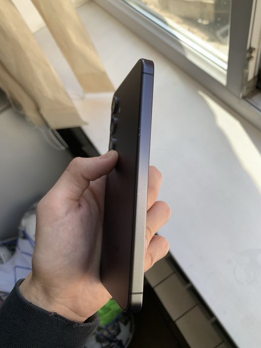 Продам Samsung S24