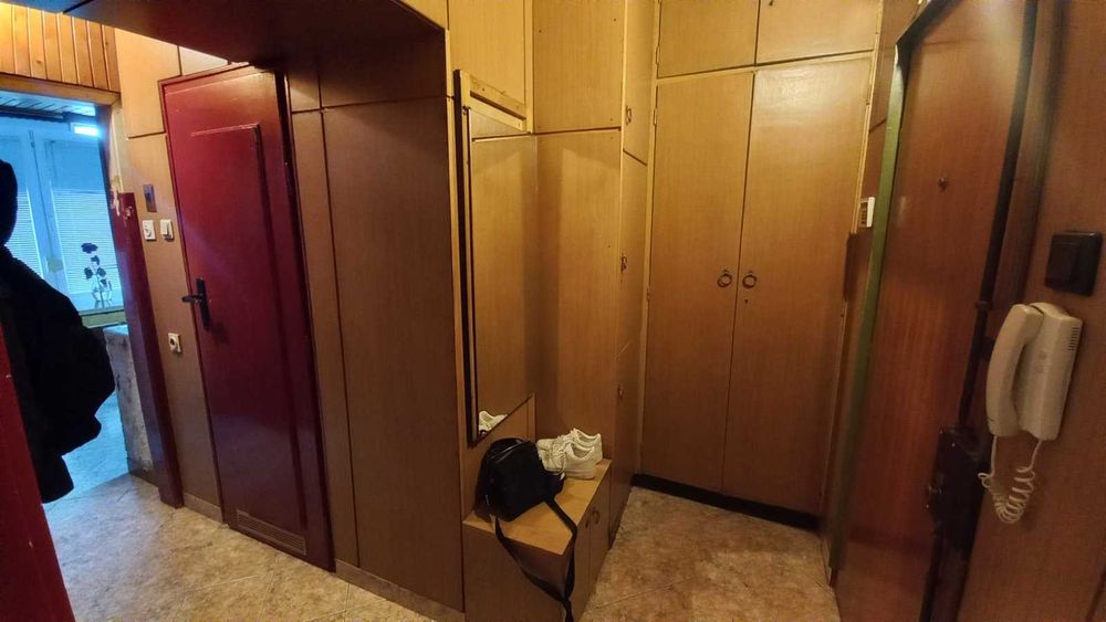 Продава се Двустаен апартамент в София, Хладилника - 63 кв.м за 4239 €/кв.м - Снимка #2