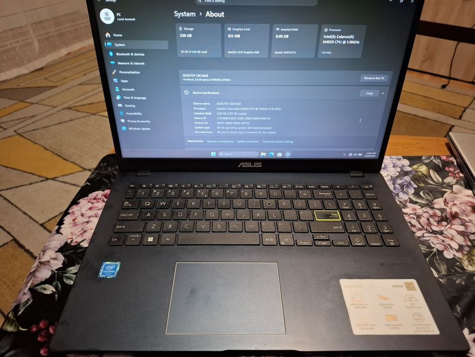 Laptop Asus E510M