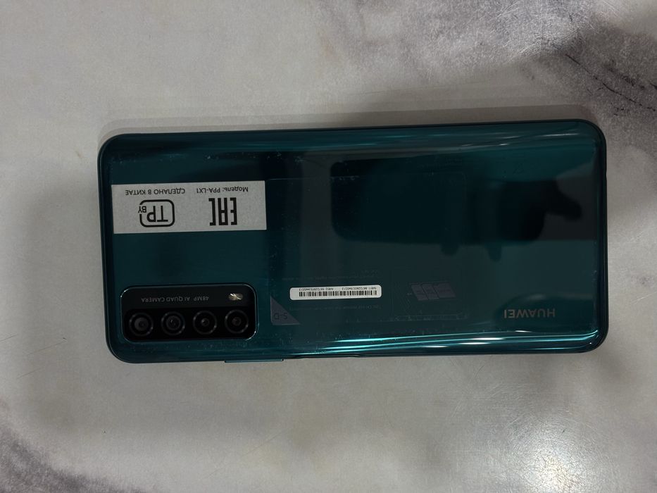 Продаю смартфон Huawei P Smart 2021 — 128 ГБ / 4 ГБ RAM