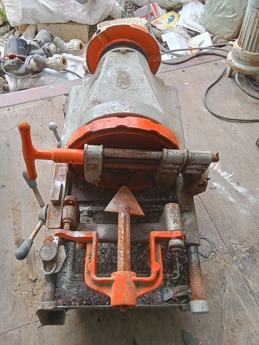 Резбрарарезной станок