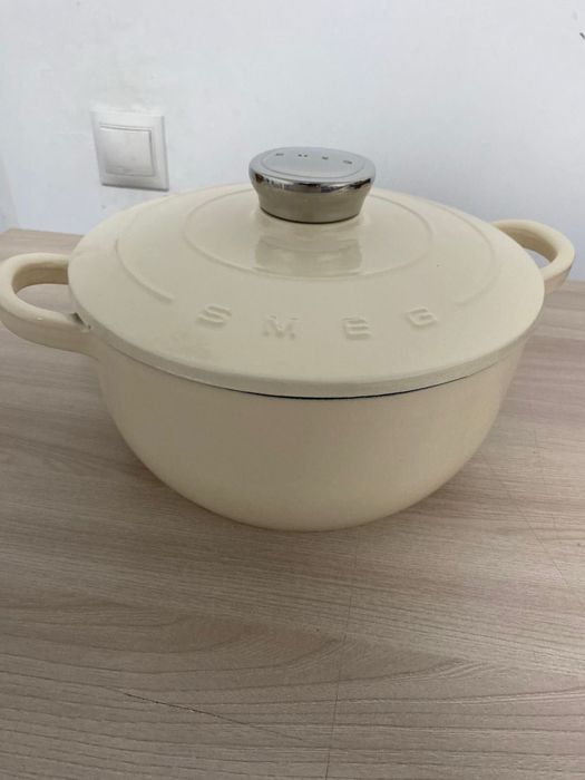 Смег чугун казан бежевый