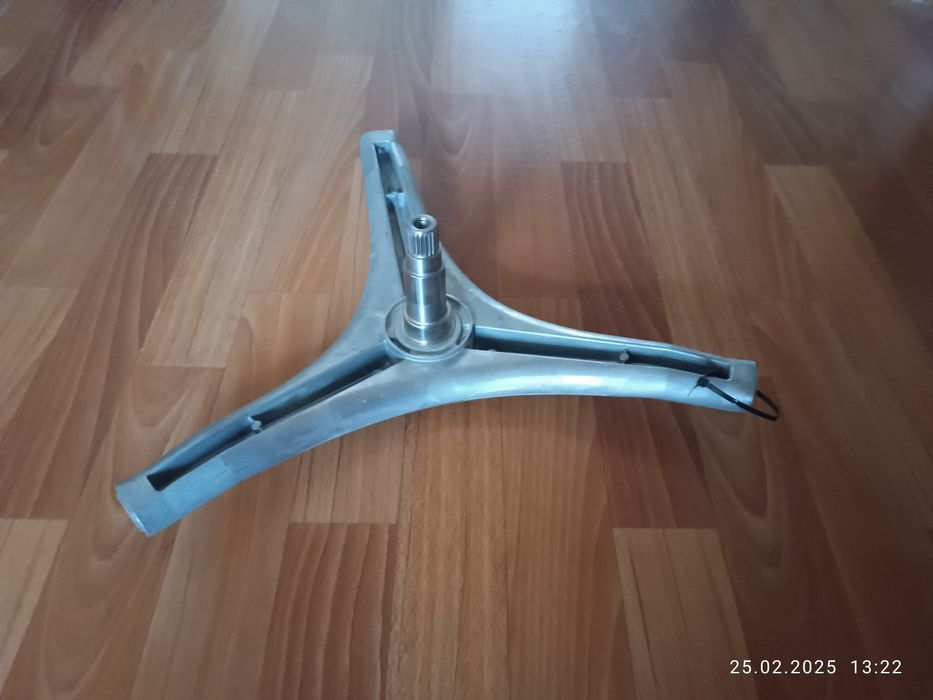 Продаю крестовину барабана ст. Маш LG.