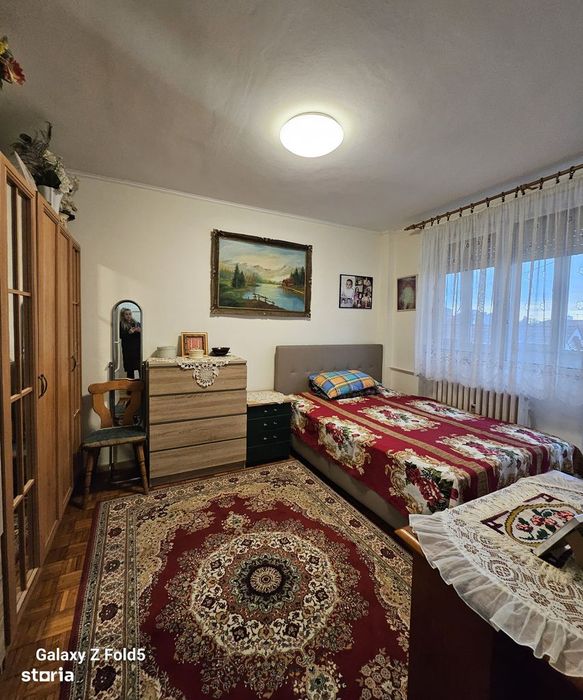 Apartament 2 camere – Str.  Splaiul Crisanei – 200 €/lună