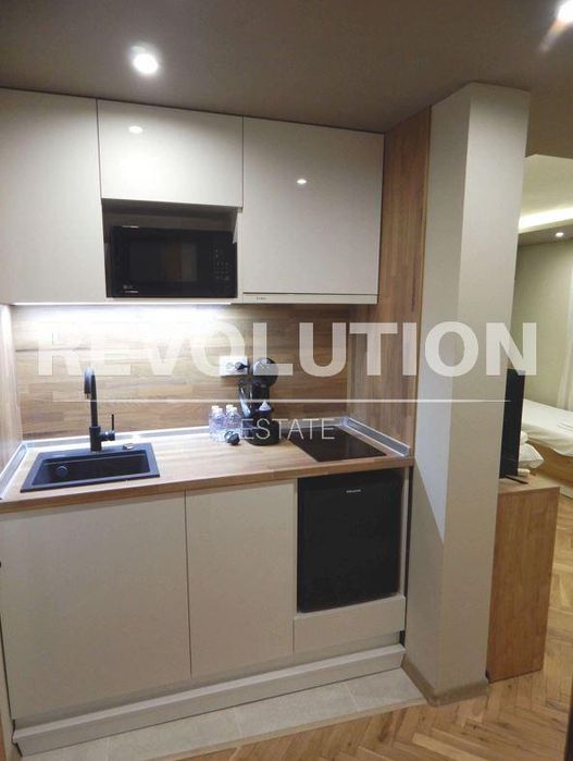 Едностаен апартамент в района на Център!