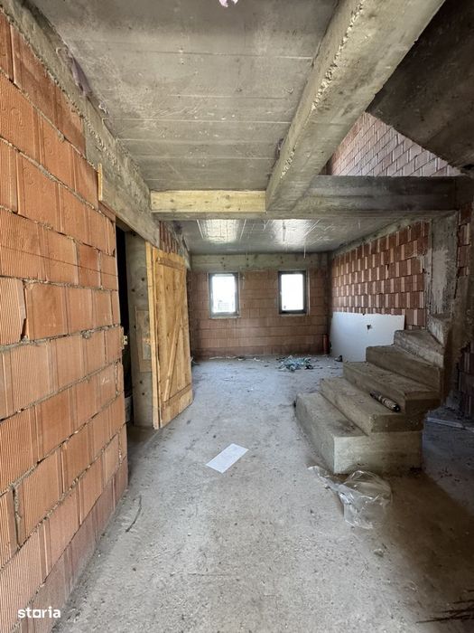 Casă cu 4 camere Bartolomeu