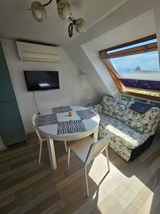 Дава се под наем Двустаен апартамент в София, Банишора - 50 кв.м за 509.49 € - Снимка #2