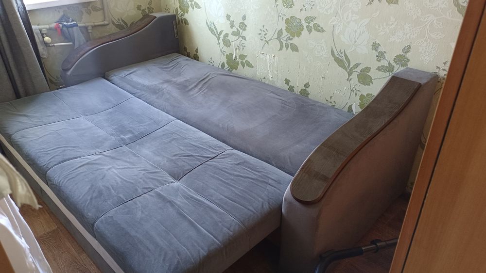 Продам диван раскладной
