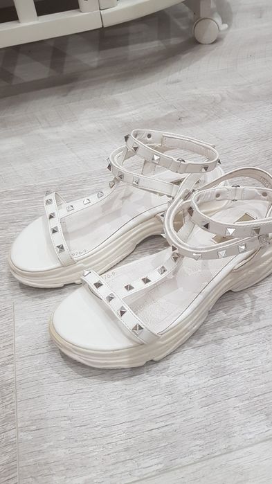 Продам 38 размер