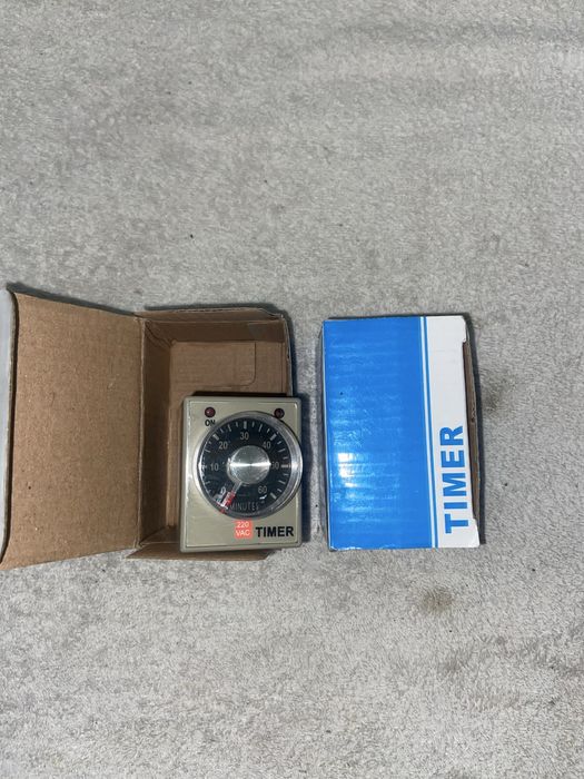 Реле времени AH3-2