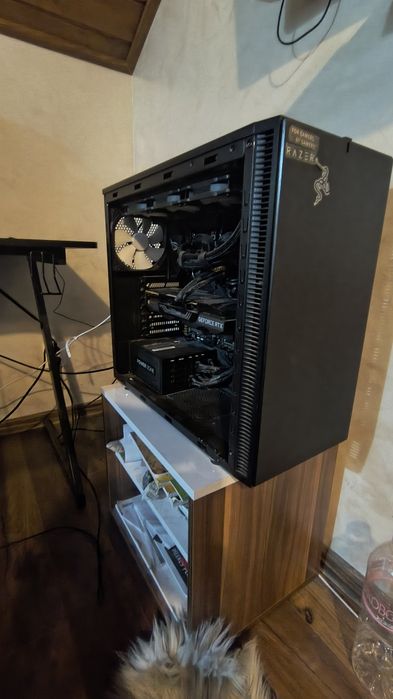 RTX 3090 / i9 / 32GB – Топ гейминг PC
Здравейте,продавам геймърски ком