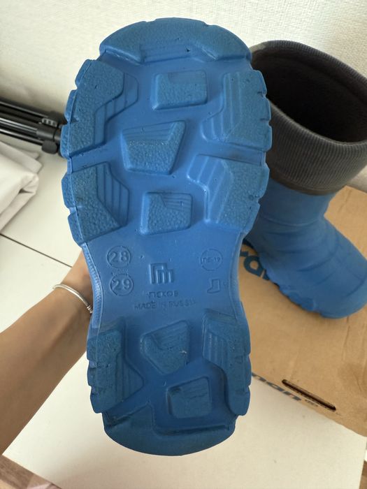 Резиновые сапоги