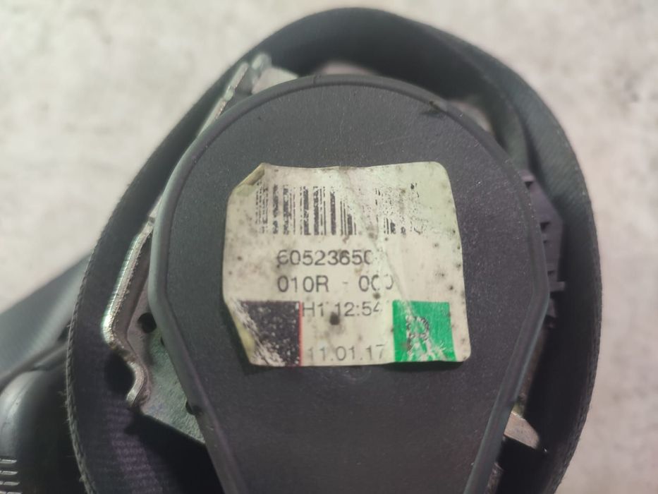 Centura fata dreapta 605236500 Fiat Punto 3 [2005 - 2012] 1.3 D 199A9