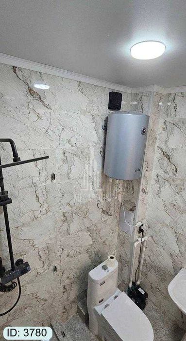 6 mikr alpomish tarafda 2 xona tayyor kvartira sotiladi №3780