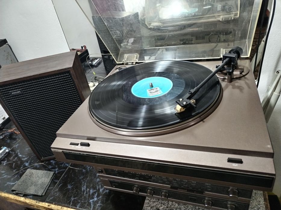 Pick-up deck stereo japonez Sharp