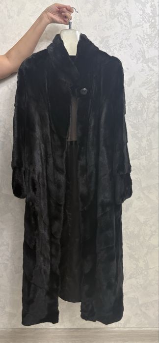 Продам норковую шубу