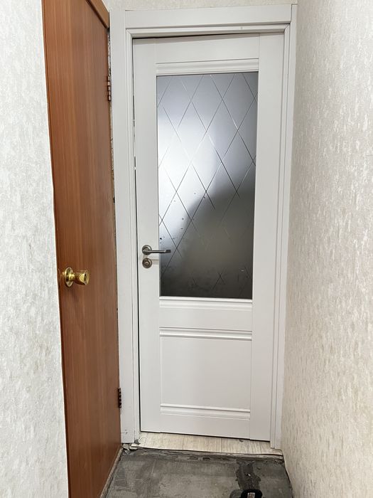 Продам б/у двери