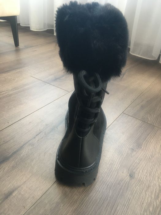 Дамски ботуши, топли и леки, с грайфер за студено и хлъзгаво време