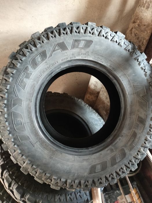 резина гризевая  почти новая