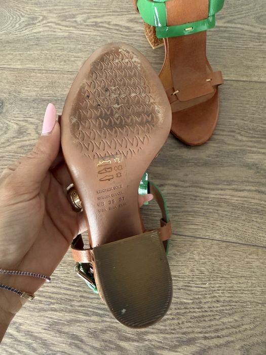 Sandale din piele cu toc