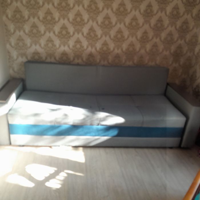 Продам  диван мебель