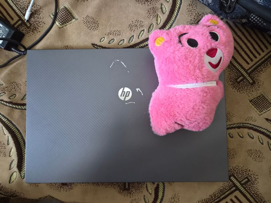 Hp620 хорошем состоянии только не работает Акум