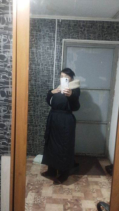 Срочно продам зимние куртки