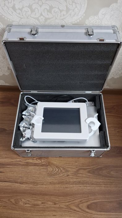 Косметологический Аппарат для Микроигольчатого РФ лифтинга