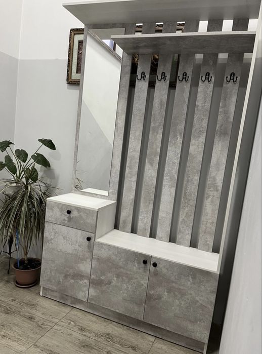 Продам прихожую