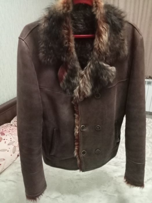 Продам дубленку мужскую хороший торг!