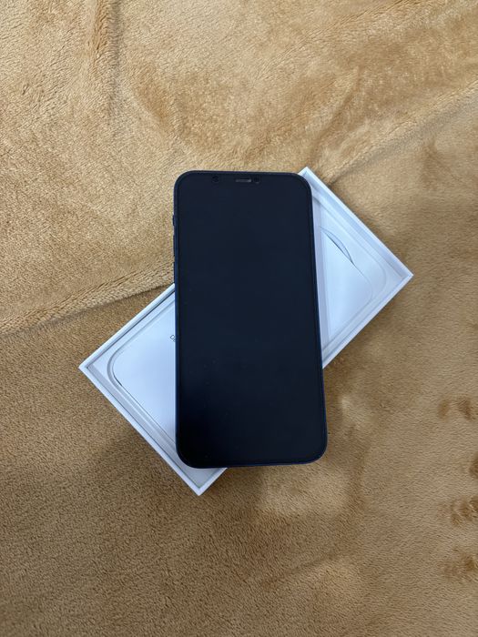 Vand Iphone 12 impecabil ca nou