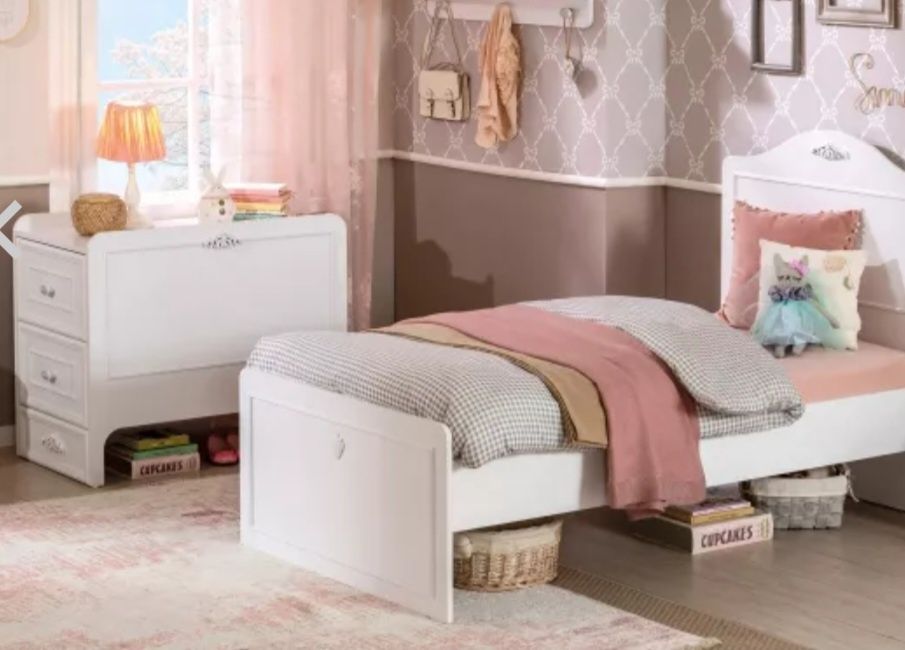 Vând pătuț bebe transformabil 75x165cm