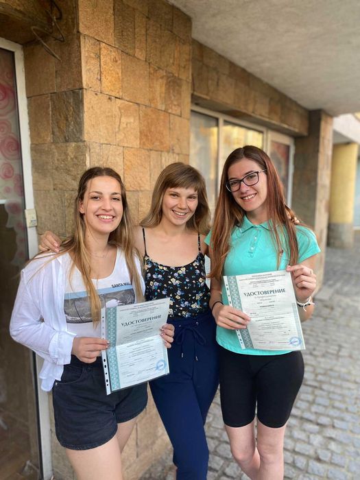 професионален курс по маникюр и педикюр, сертифициран преподавател