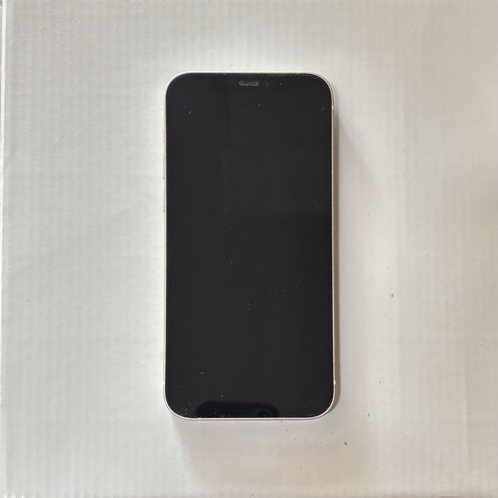 iPhone 12, 64GB, 80% battery health