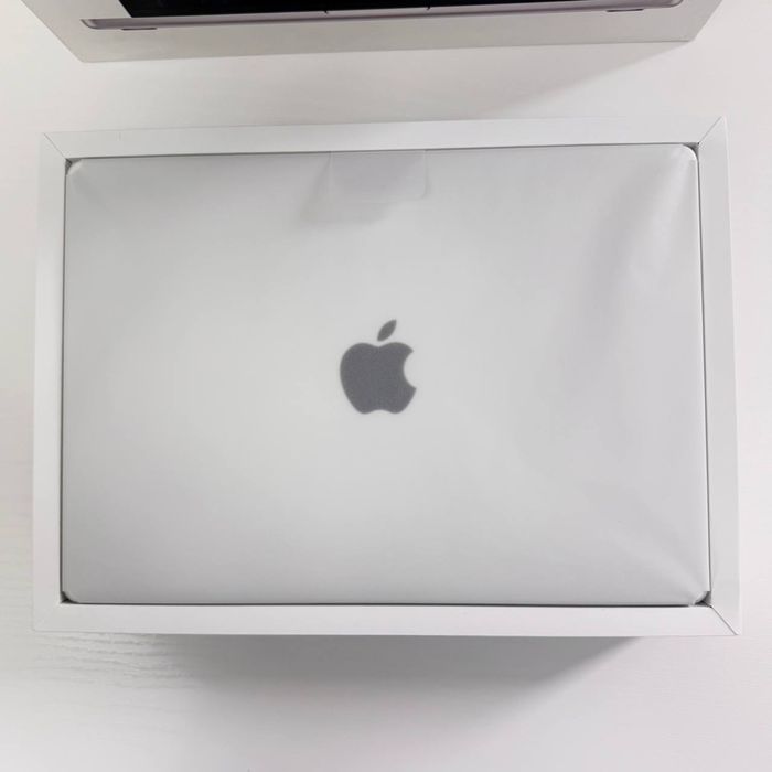 MacBook Pro 14 M3 Pro 18/512 Silver • 100% Battery • Full Box