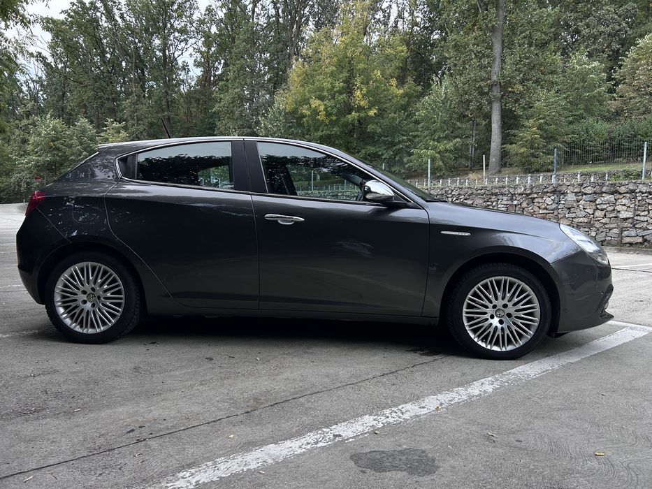ALFA ROMEO Giulietta 2015 — imagine 2