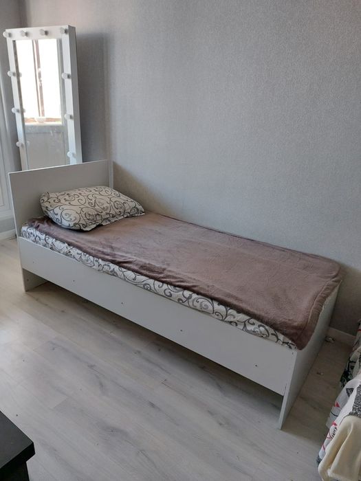 Кровать одноместный