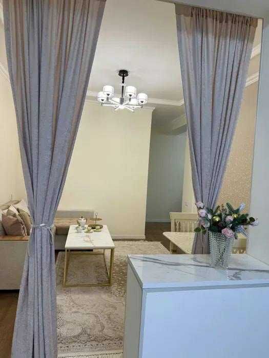 СРОЧНО !! Продаётся квартира в Яшнабаде 2/5/8 ( 55 кв/м ) Azia House